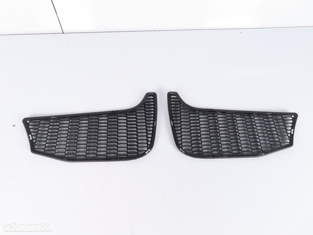 Conjunto grelhas Para-choques Look M3/M4 Inferior Novo BMW 3 (F30, F80)/BMW 3 To... - 2