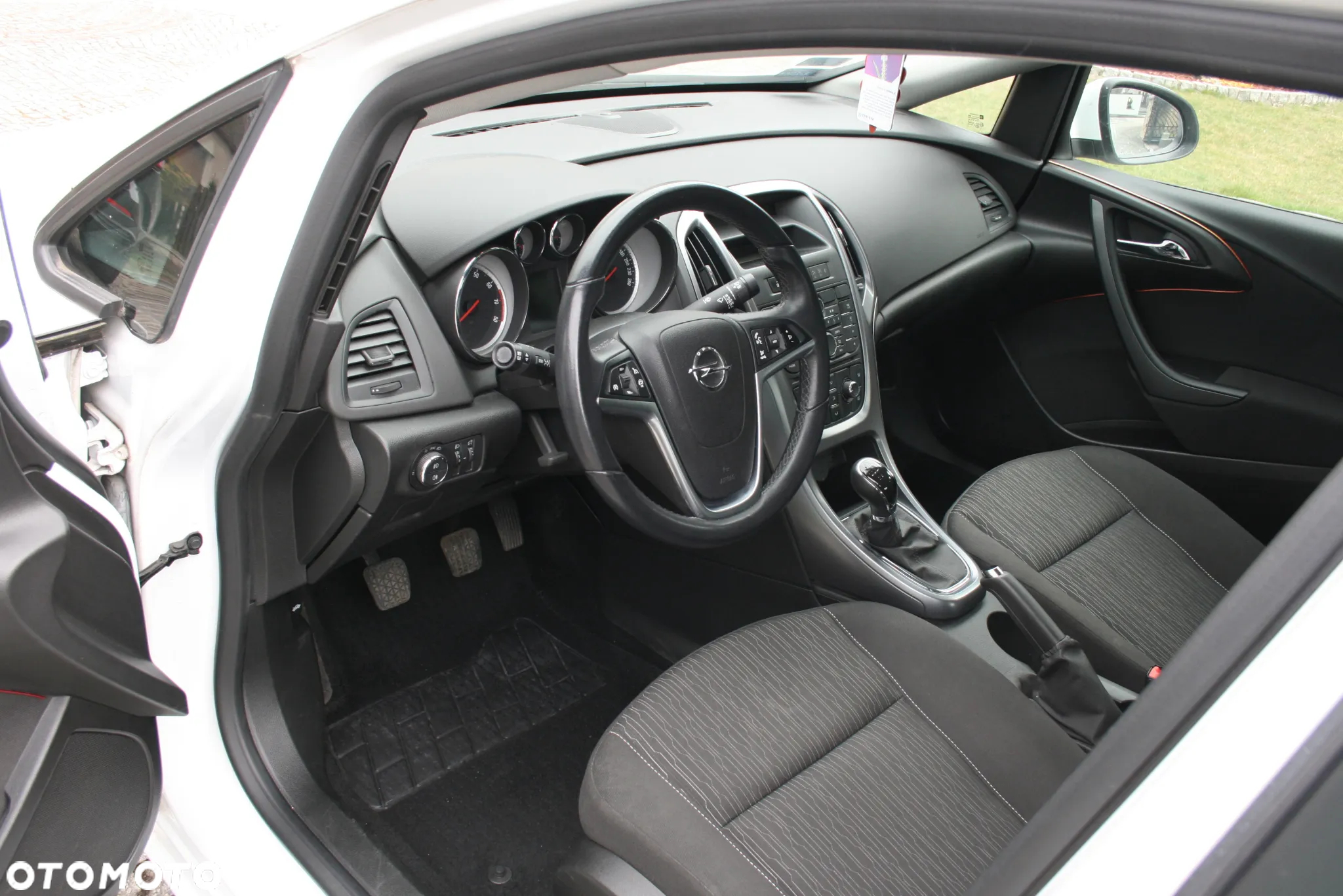 Opel Astra IV 1.6 Executive - 7