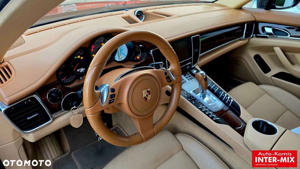 Porsche Panamera - 23