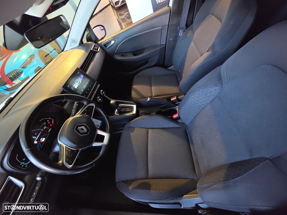 Renault Clio 1.6 E-Tech Edition One - 24