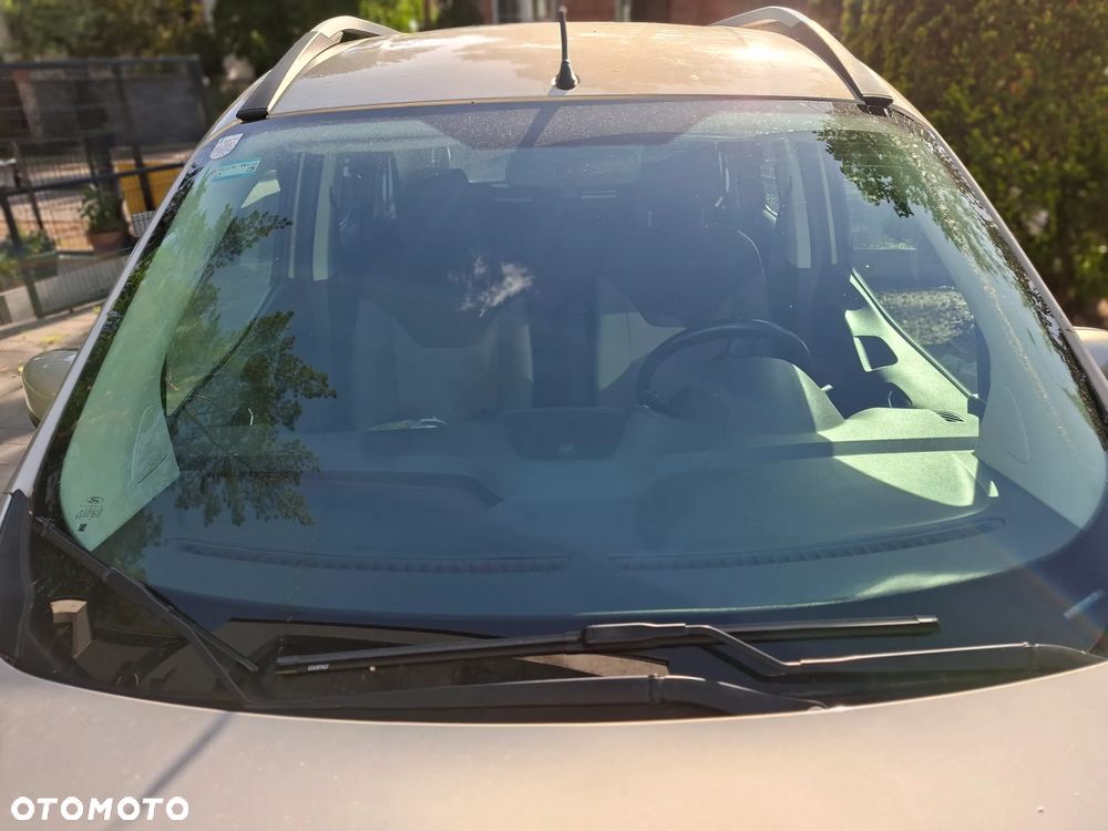 Ford Tourneo Courier 1.5 TDCi Trend - 28