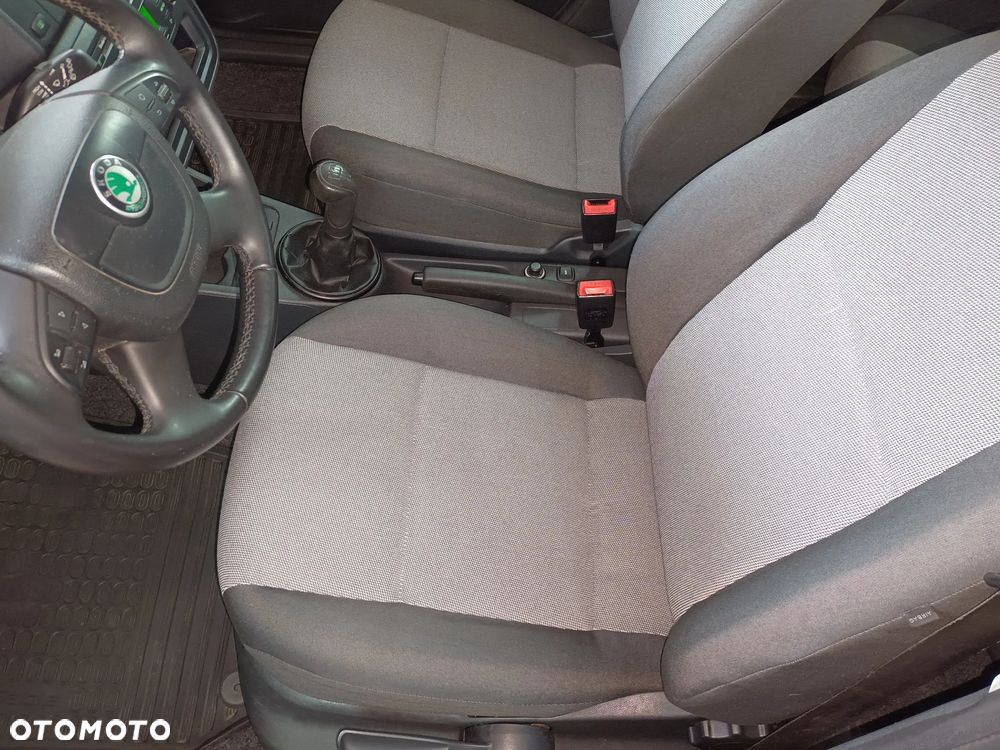 Skoda Fabia 1.4 16V Fresh Plus - 13