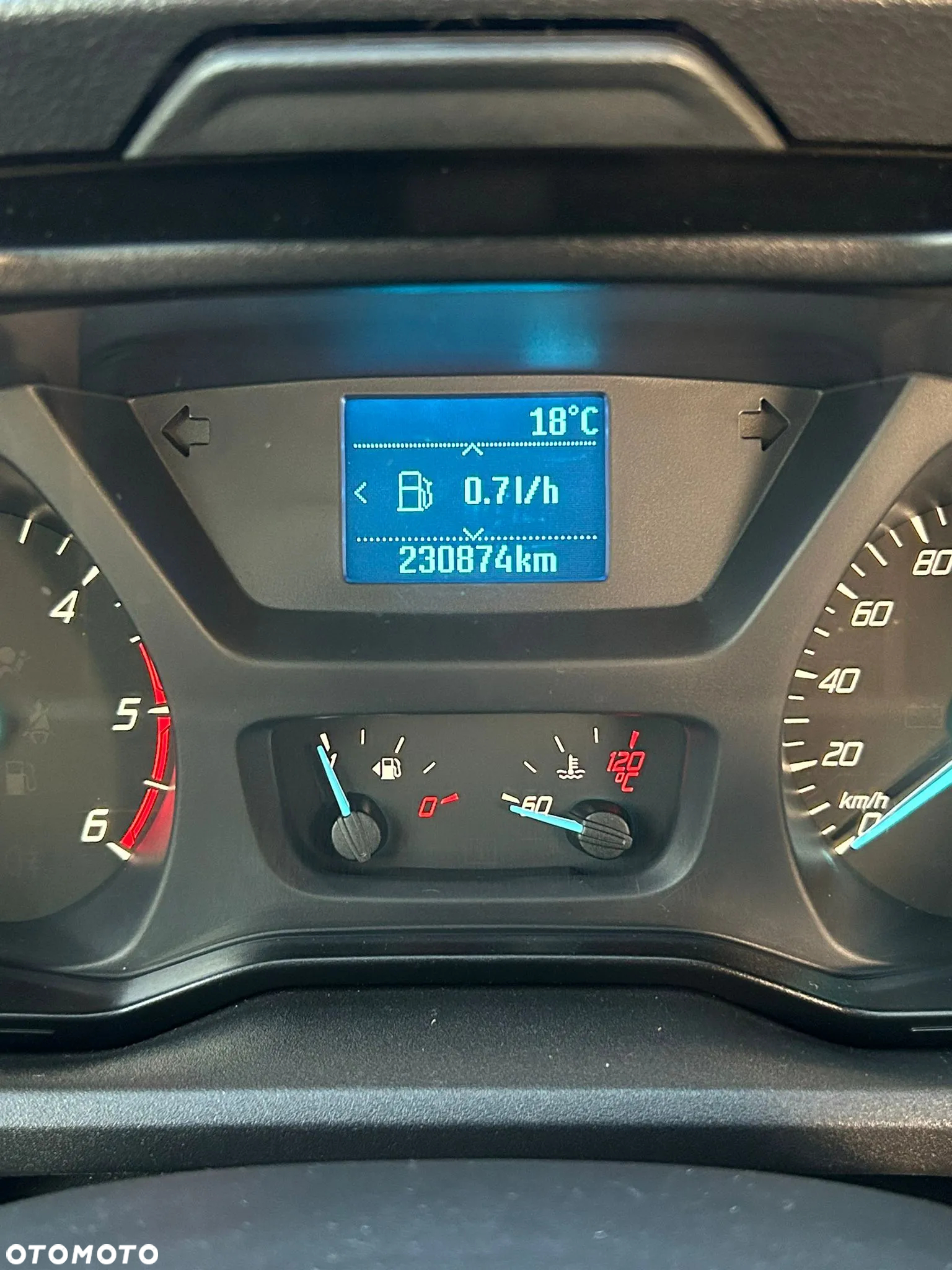 Ford Transit - 10