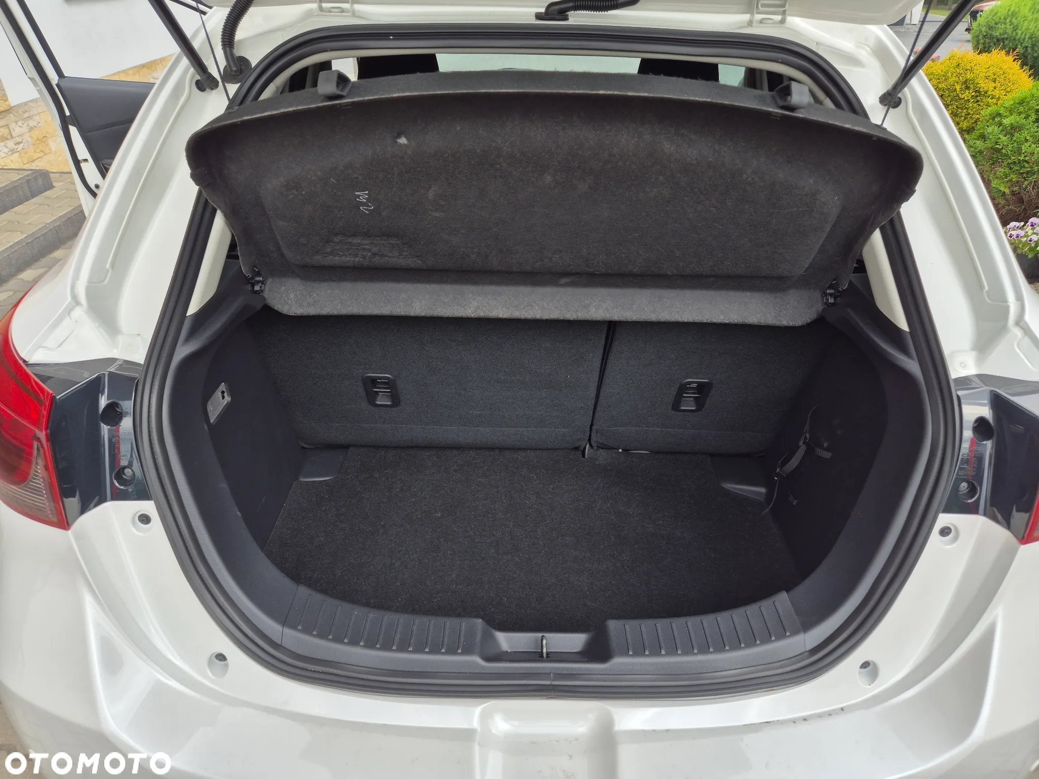 Mazda 2 SKYACTIV-G 90 White Edition - 21