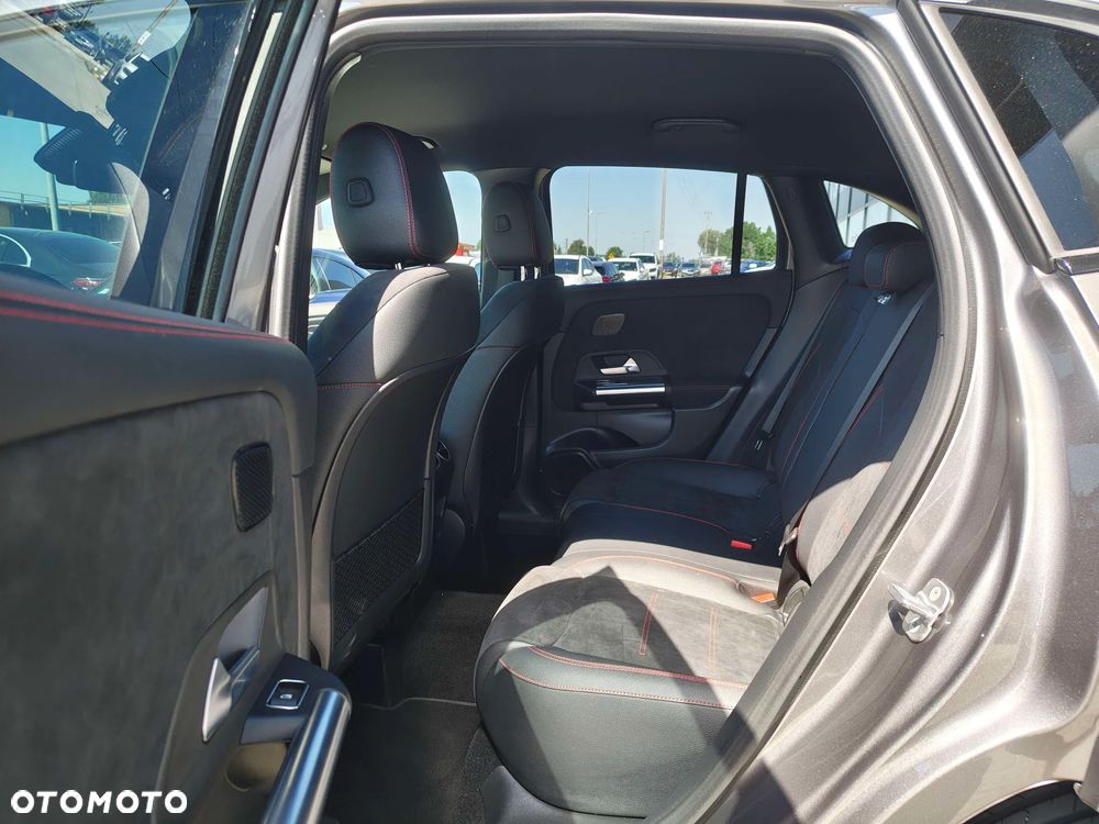 Mercedes-Benz GLA 200 mHEV AMG Line 7G-DCT - 10