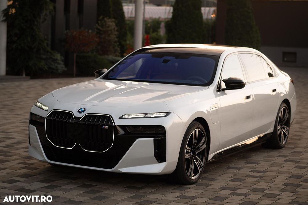 BMW M7 M760e xDrive AT PHEV - 19