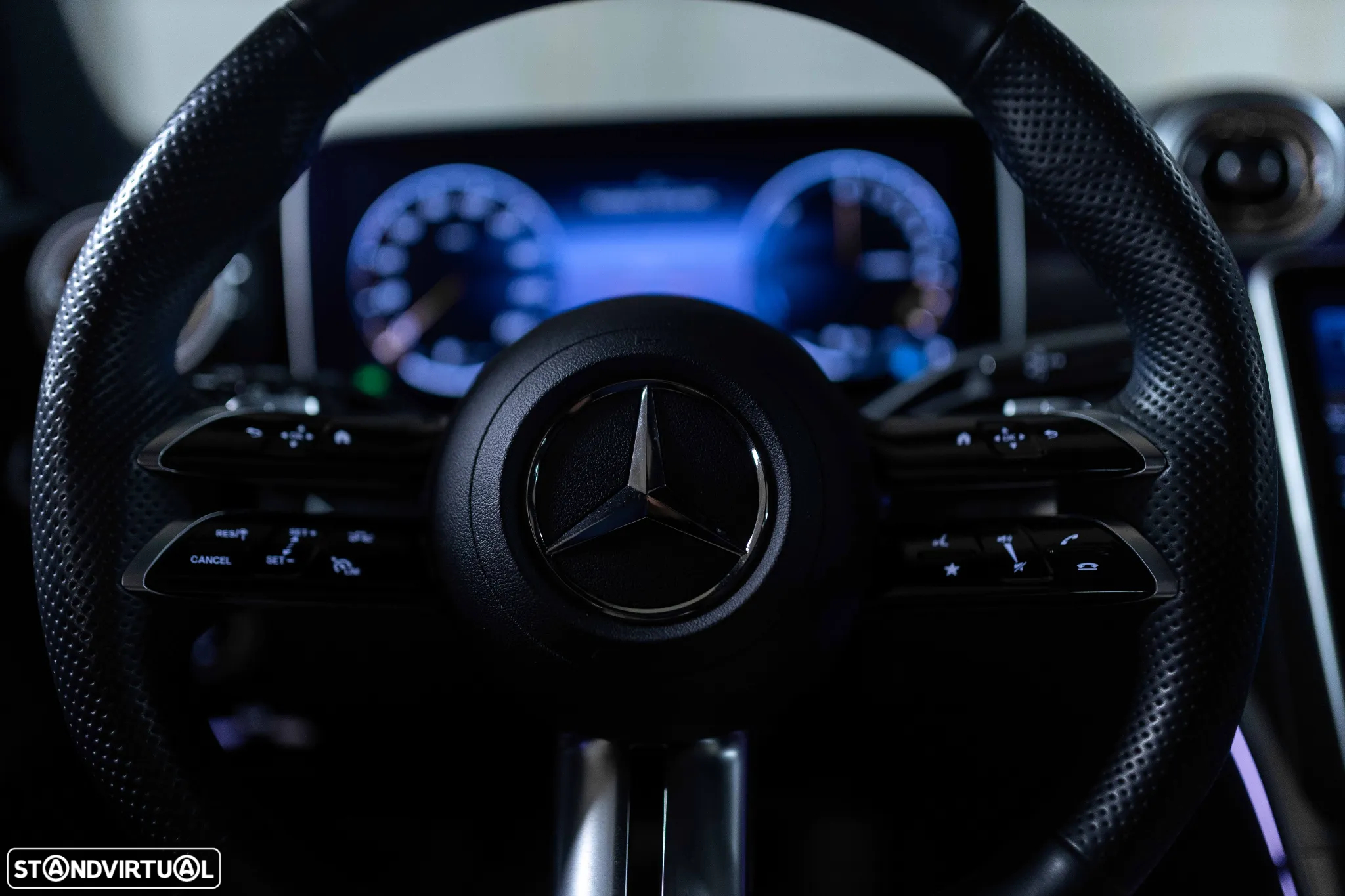 Mercedes-Benz C 300 e AMG Line - 33
