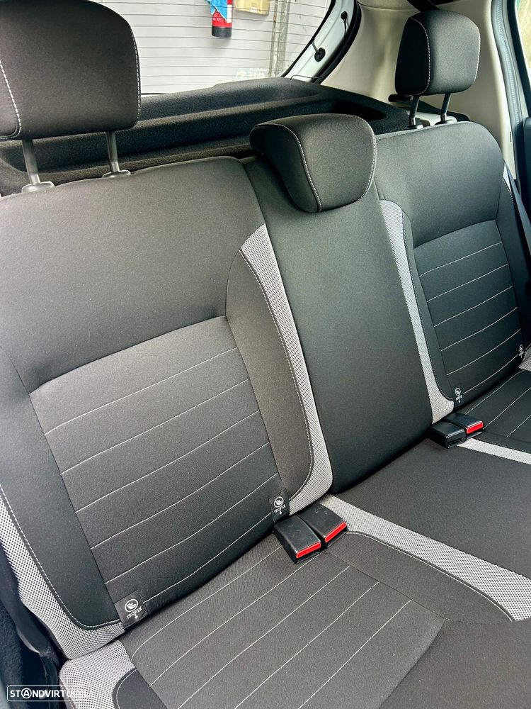 Dacia Sandero Stepway dCi 90 Ambiance - 16