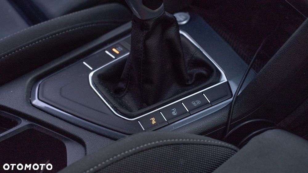 Volkswagen Tiguan - 11