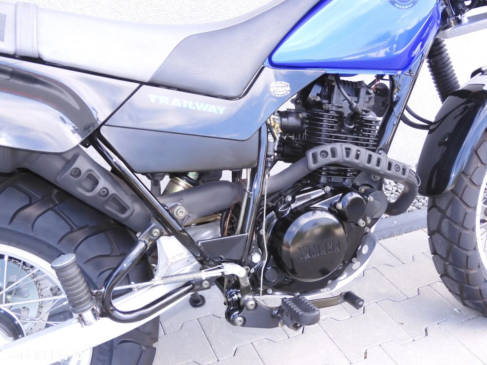 Yamaha TW - 9