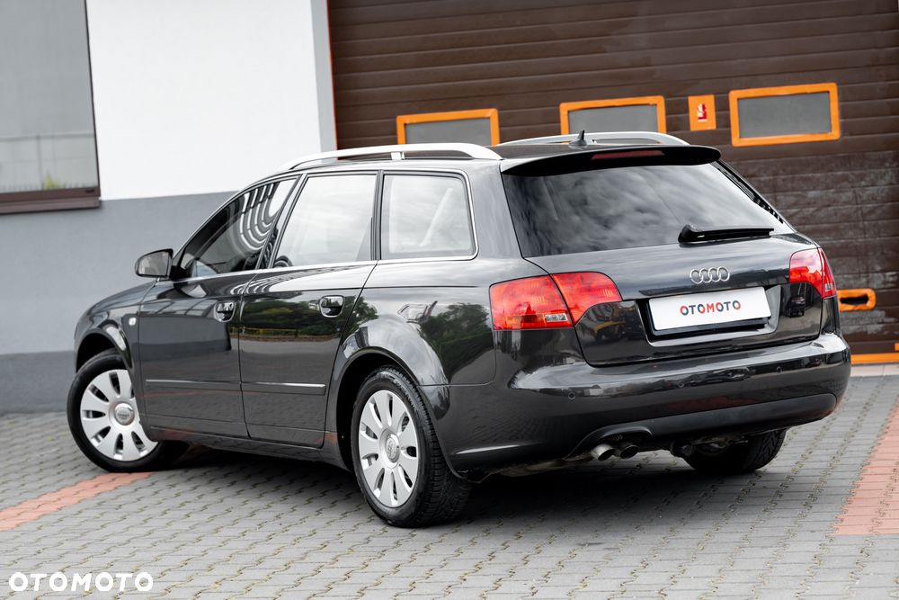 Audi A4 Avant 2.0 TDI - 10