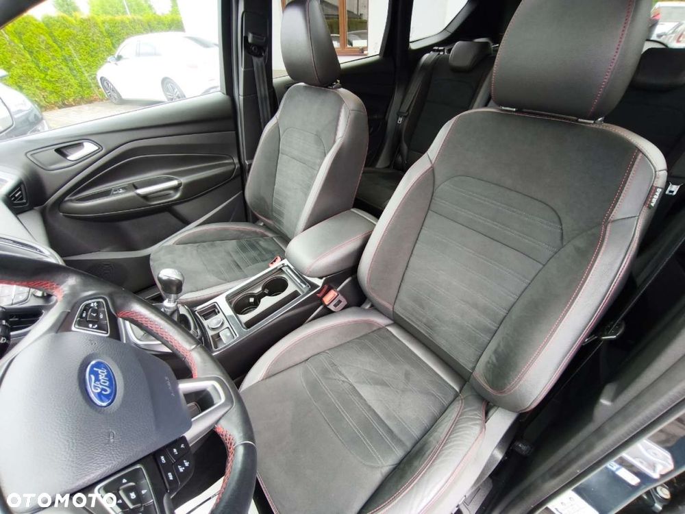 Ford Kuga - 18