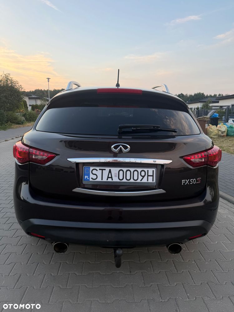 Infiniti FX - 1