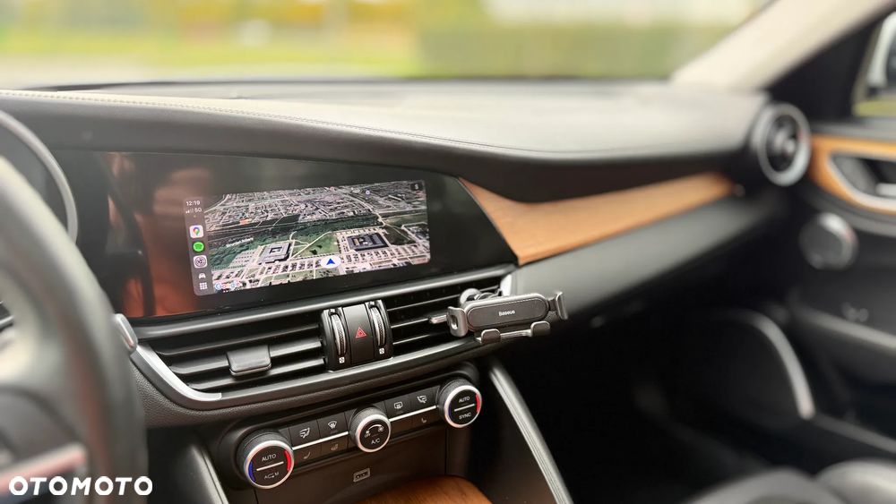 Alfa Romeo Giulia 2.0 Turbo 16V AT8 Veloce - 20