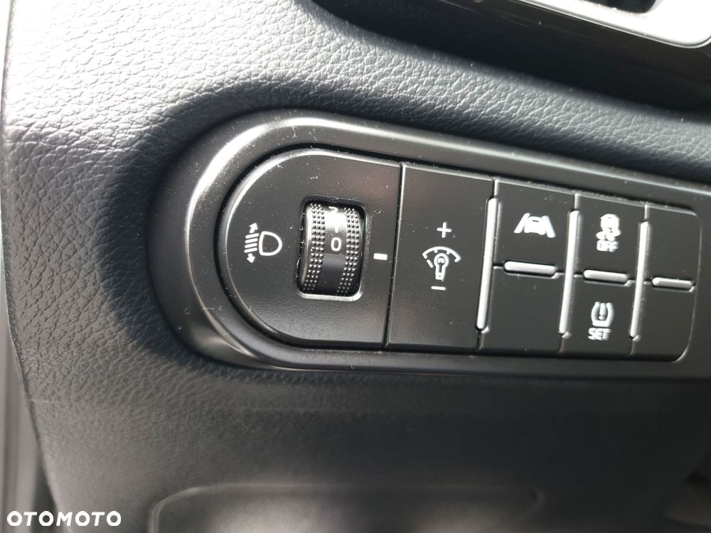 Kia XCeed 1.5 T-GDI L DCT - 13