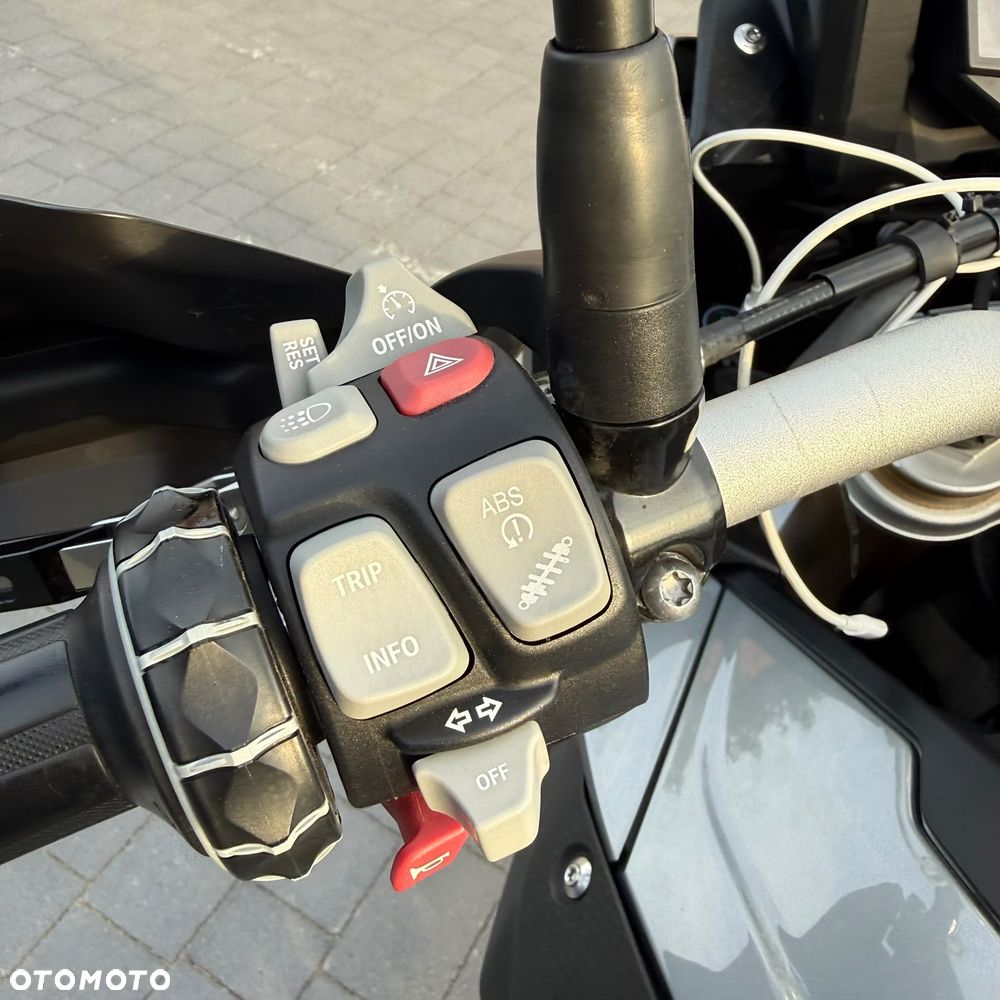 BMW XR - 11