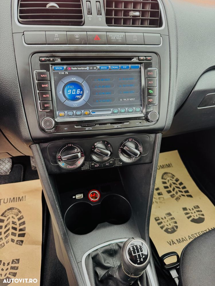 Volkswagen Polo - 23