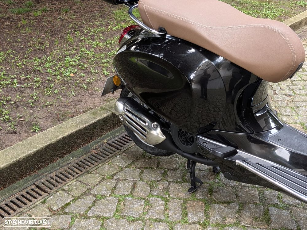 Vespa Primavera - 11