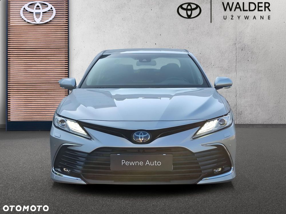 Toyota Camry 2.5 Hybrid Executive CVT - 6