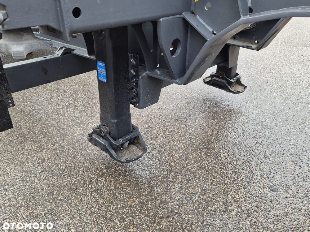 Kögel Podkontenerowa - 12