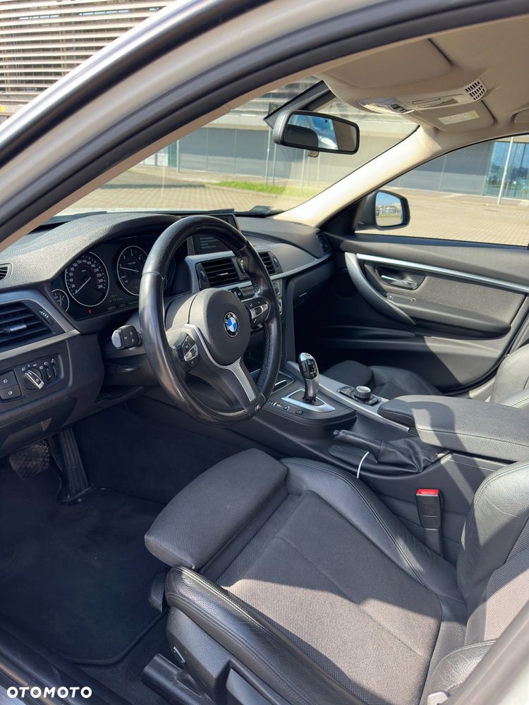 BMW Seria 3 320d Sport Line Shadow - 8