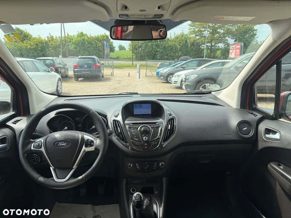 Ford Tourneo Courier 1.0 EcoBoost Ambiente - 24