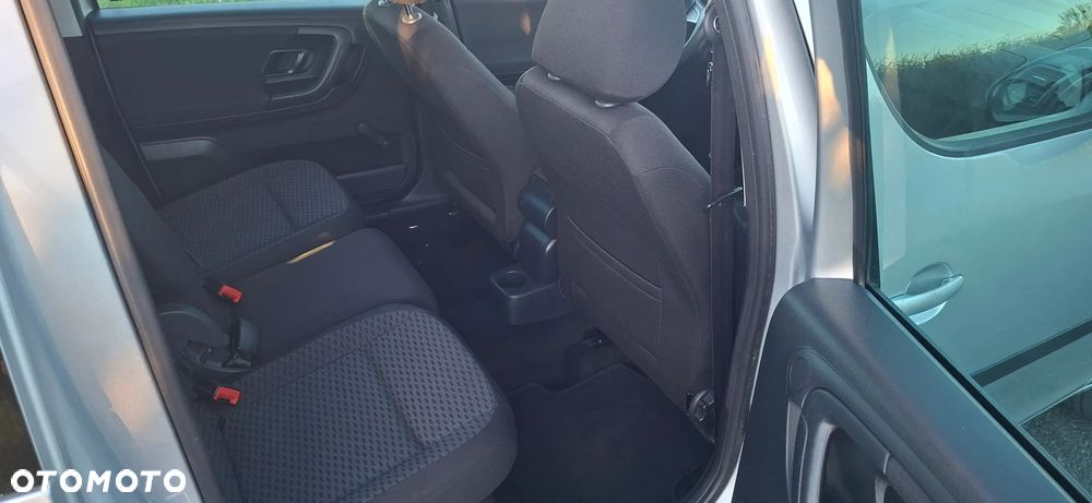 Skoda Roomster - 11