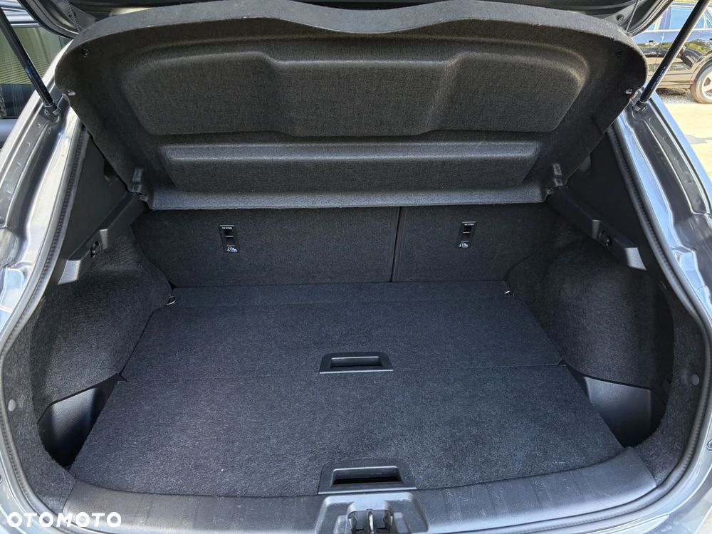 Nissan Qashqai 1.3 DIG-T N-Connecta DCT - 34