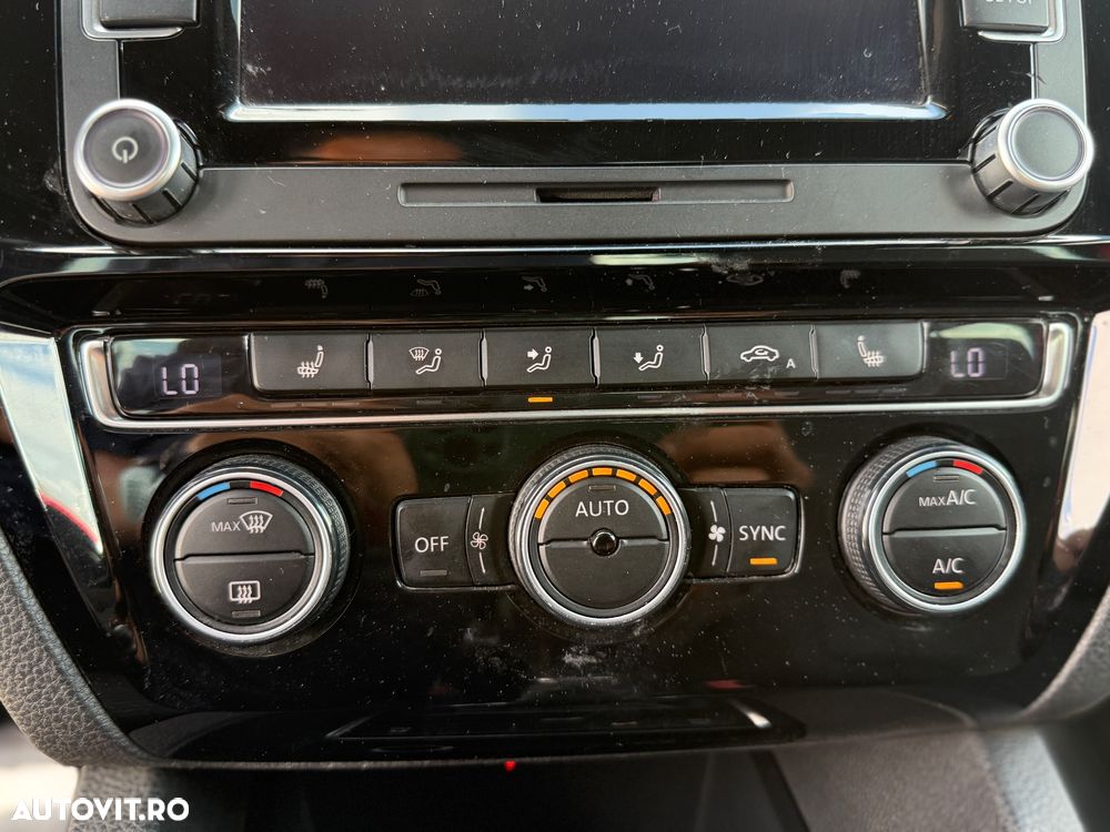 Volkswagen Jetta 2.0 TDI BlueMotion Technologie - 10