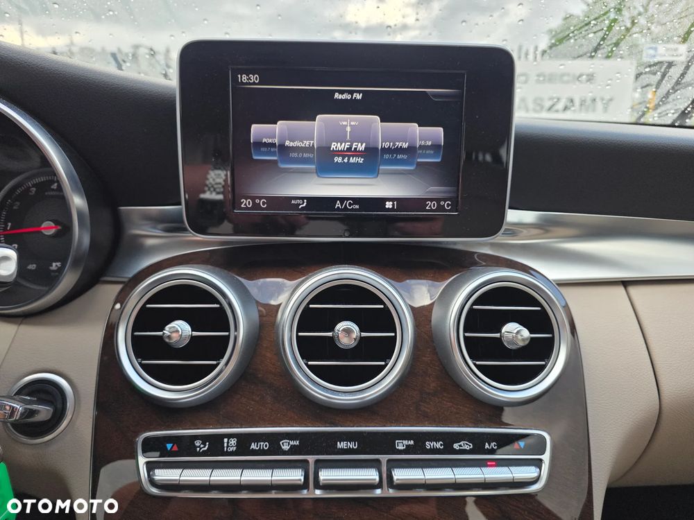 Mercedes-Benz Klasa C 300 7G-TRONIC Avantgarde - 15
