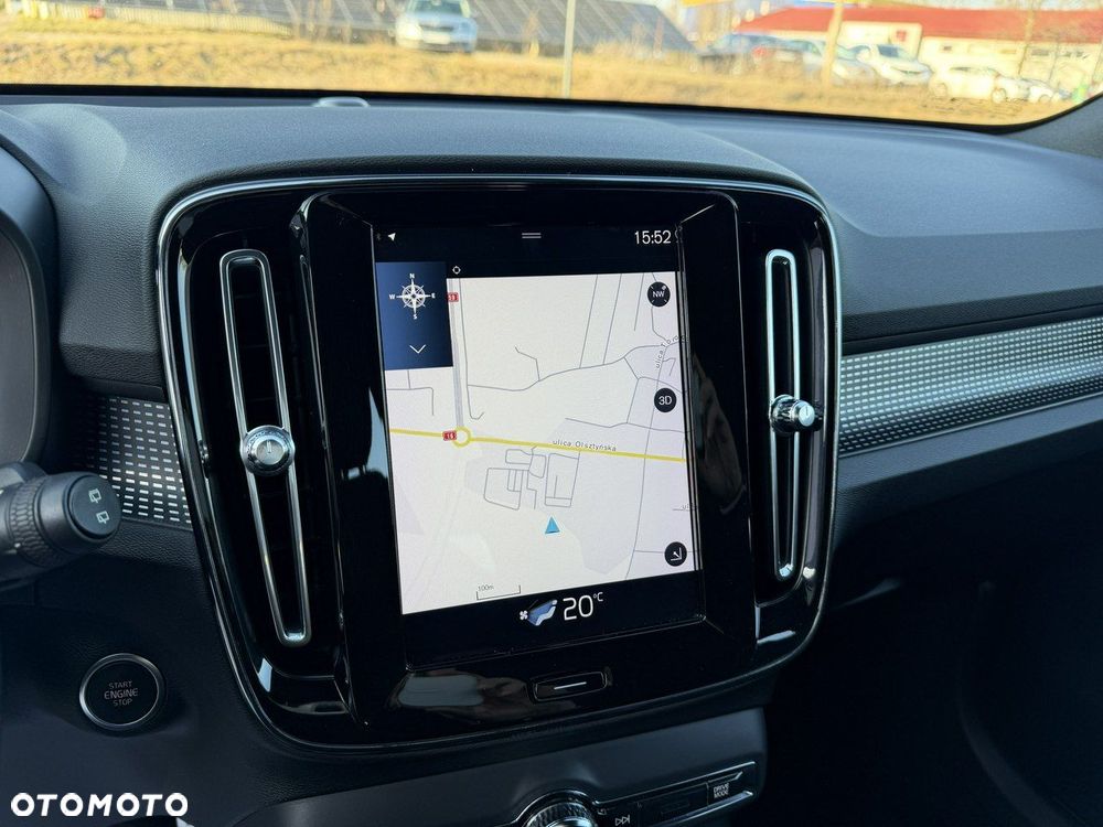 Volvo XC 40 D4 SCR AWD R-Design - 23