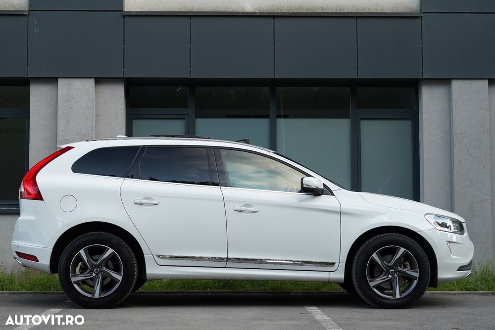 Volvo XC 60 D4 Geartronic Summum - 27
