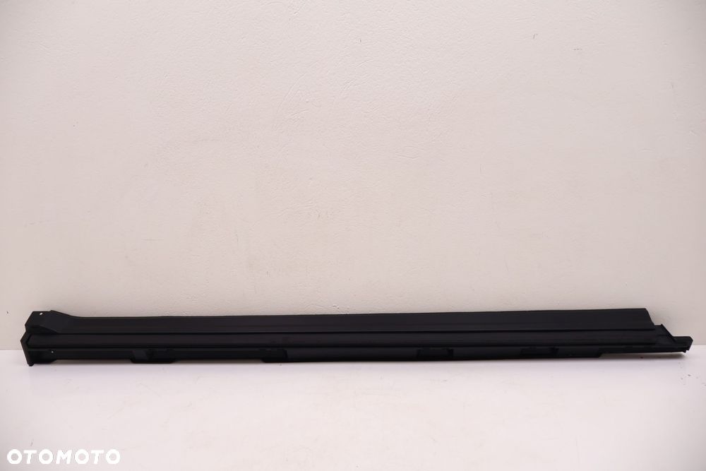 MITSUBISHI ECLIPSE CROSS LISTWA PROGOWA PRAWA 7250A132 - 1