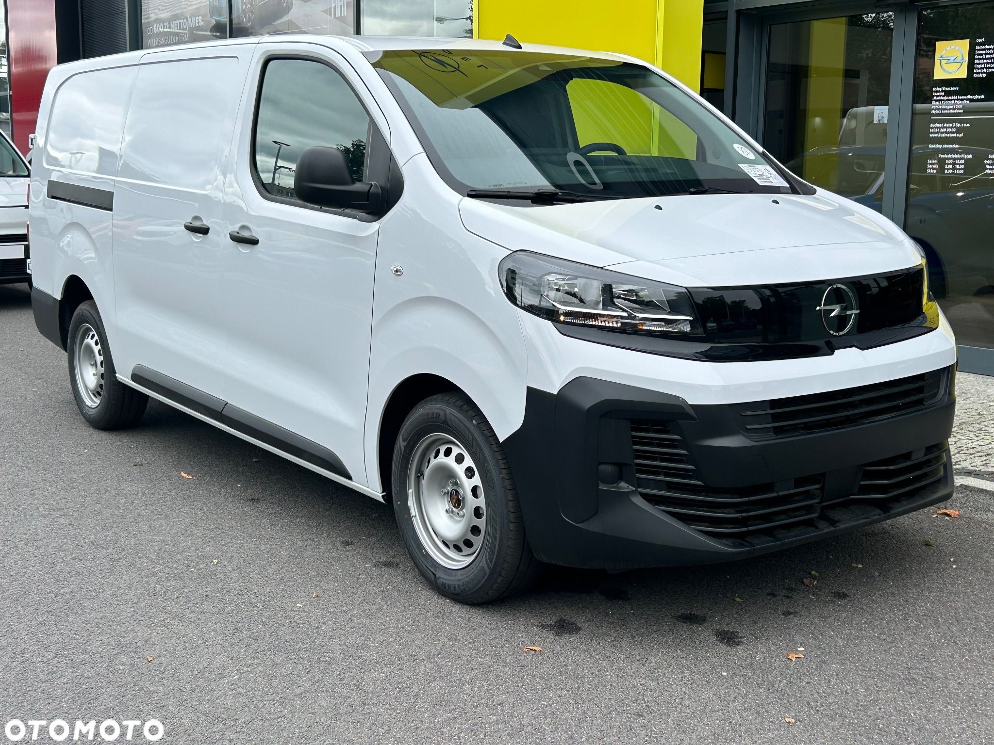 Opel Vivaro - 1