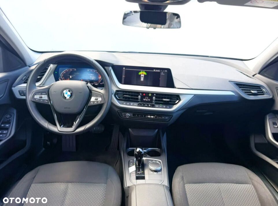 BMW Seria 1 - 13