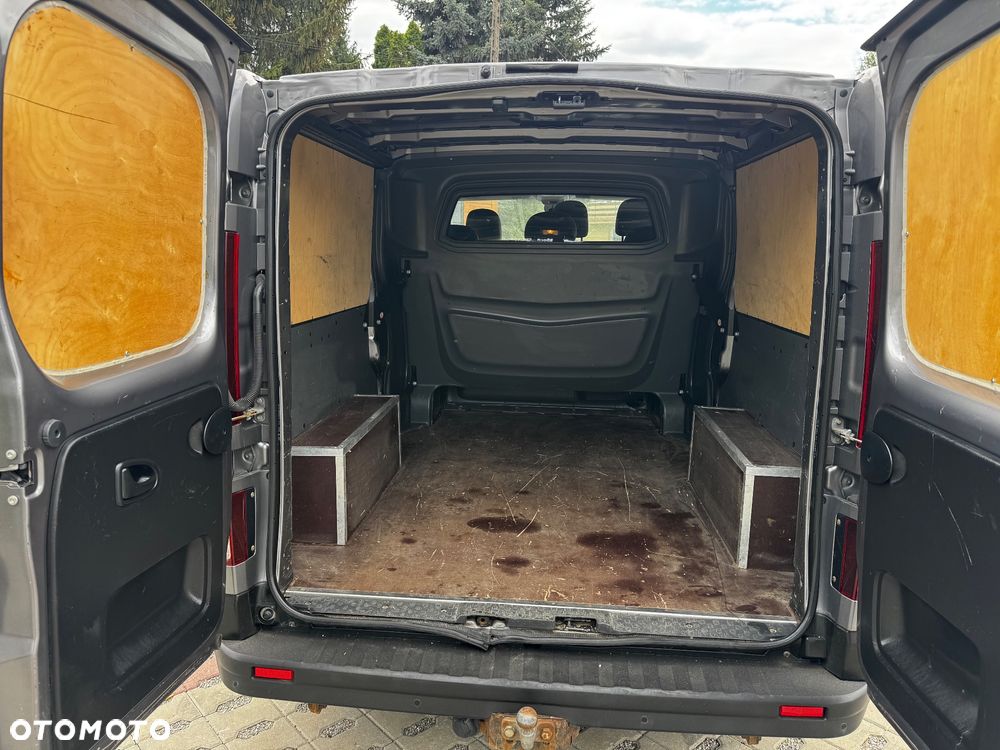 Renault Trafic - 12