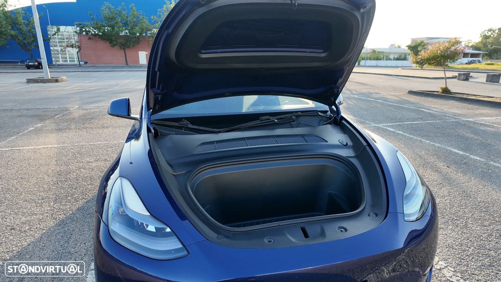 Tesla Model Y RWD - 17