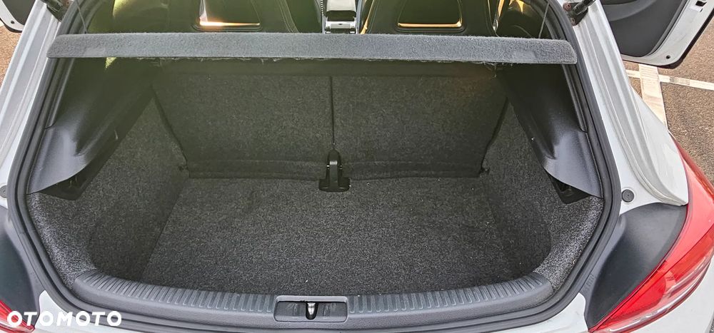Volkswagen Scirocco 1.4 TSI Edition - 24