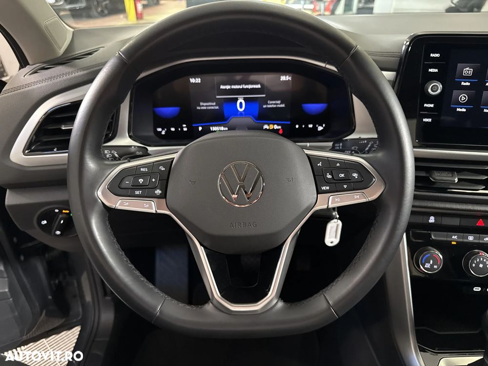 Volkswagen T-Roc - 16