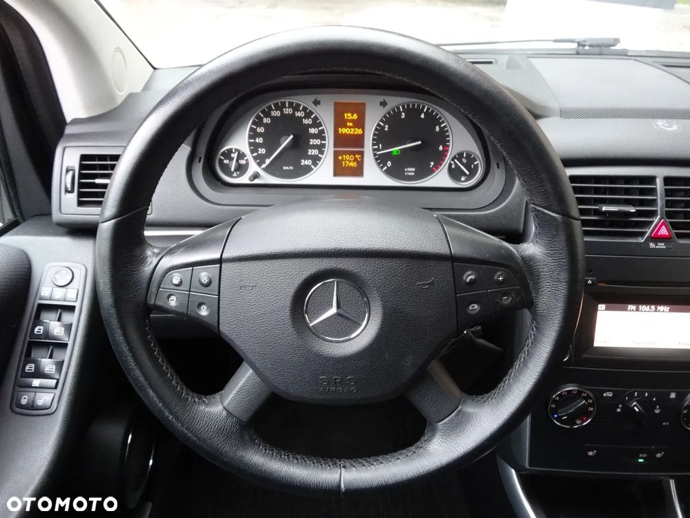 Mercedes-Benz Klasa B 150 - 20