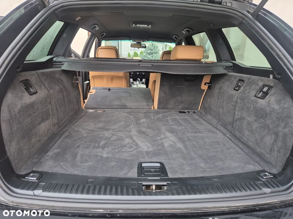 BMW Seria 5 530d xDrive Touring Edition Sport - 21