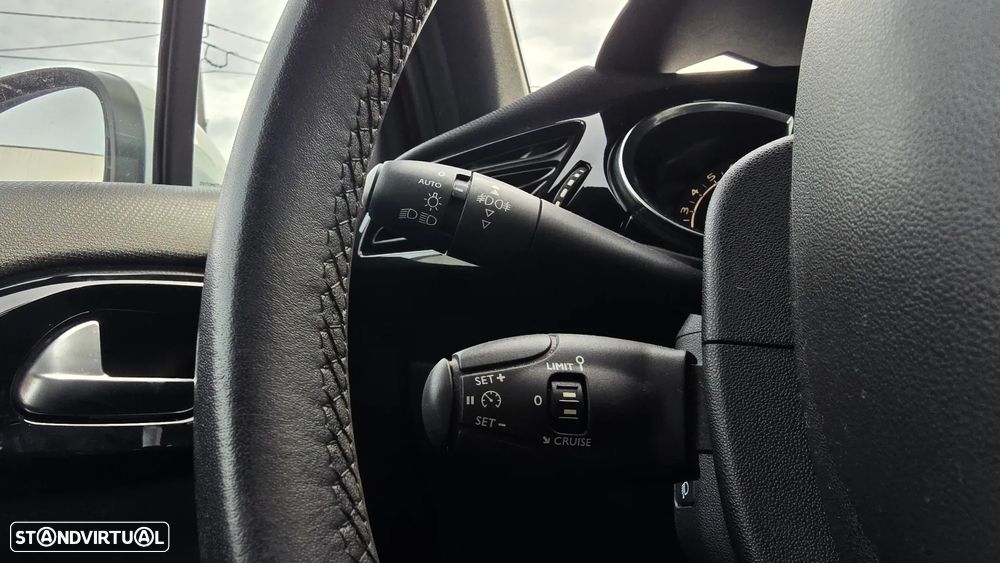 Citroën DS3 1.2 PureTech Chic - 8