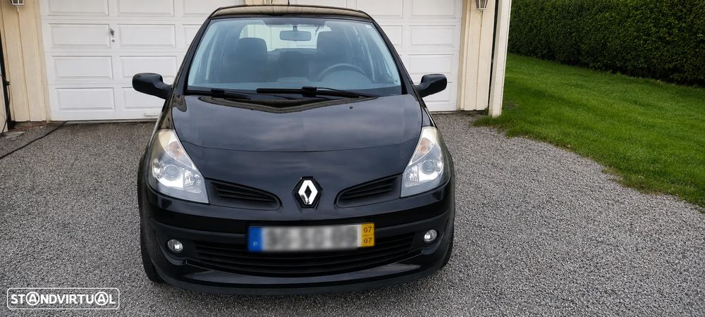 Renault Clio - 1