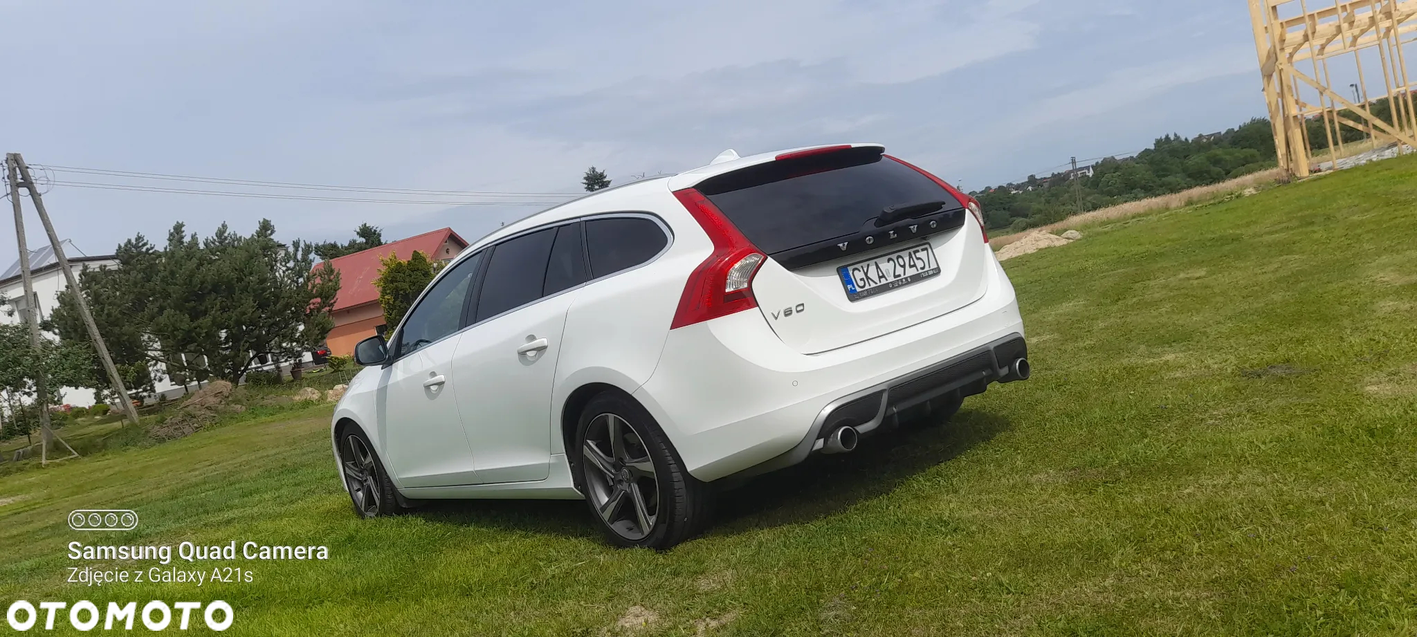 Volvo V60 D3 R-Design - 6