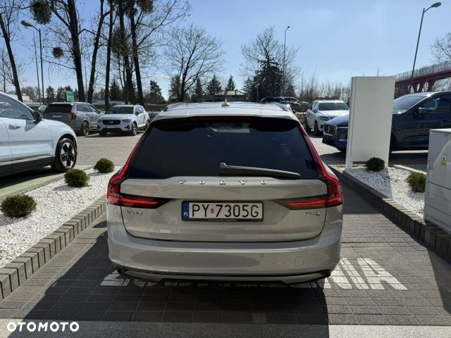 Volvo V90 - 16