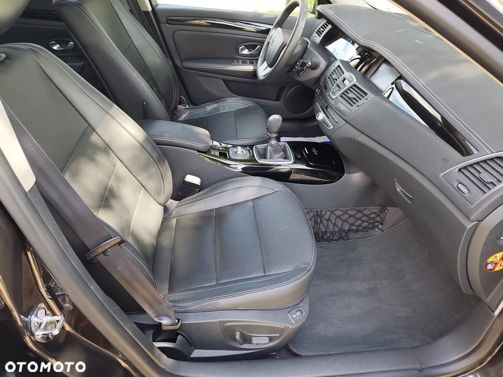 Renault Laguna dCi 180 FAP Initiale - 6