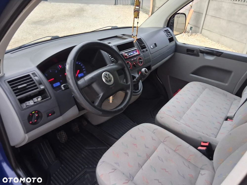 Volkswagen T5 Transporter - 12