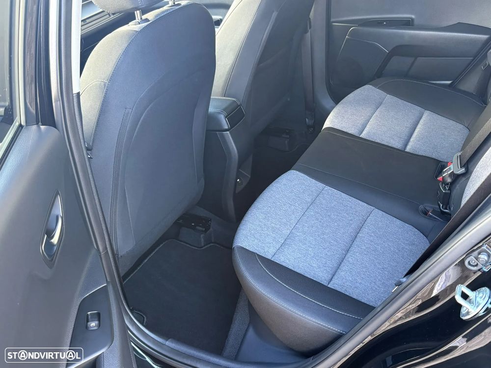 Kia Stonic 1.0 T-GDi Tech 7DCT — fotografia 37