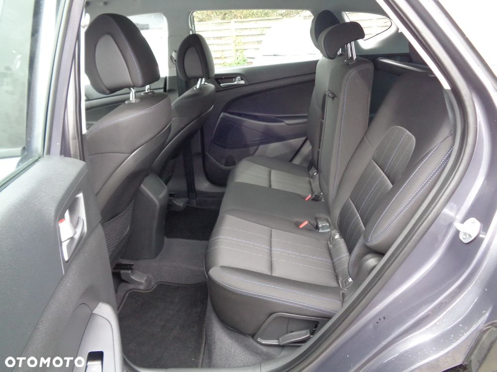 Hyundai Tucson 1.6 GDI BlueDrive Comfort 2WD - 17