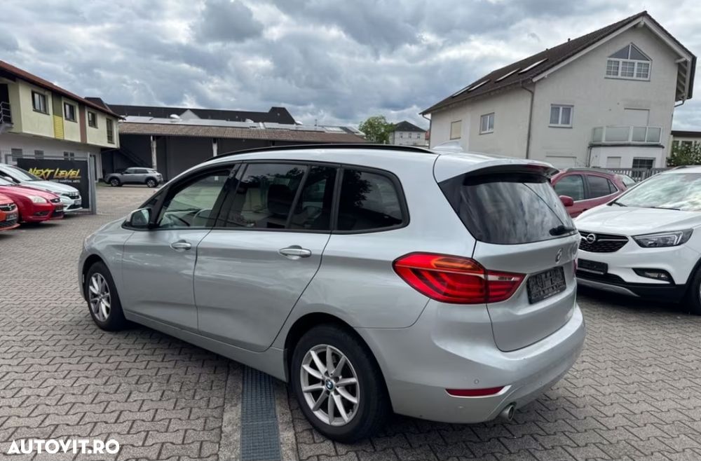 BMW Seria 2 216d - 5